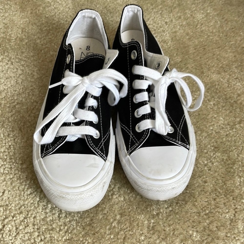 Women’s memory foam shoes